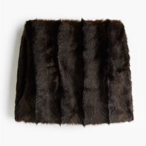 NWT H&M Faux Fur Mini Skirt